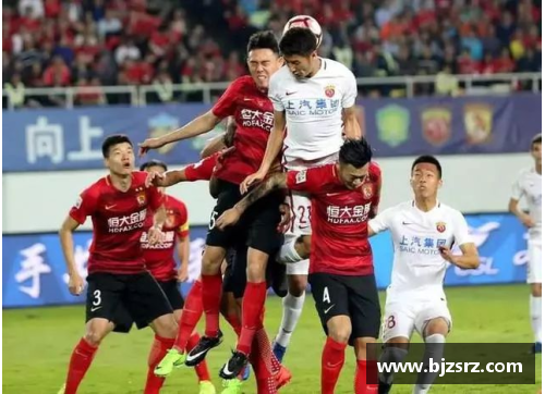 半岛电子广州恒大在中超联赛中力克上海上港，登顶积分榜排名，双冠王的守擂战继续 - 副本